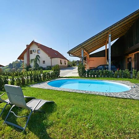 Farmhouse Lipoglav Loce pri Poljcanah Exterior photo